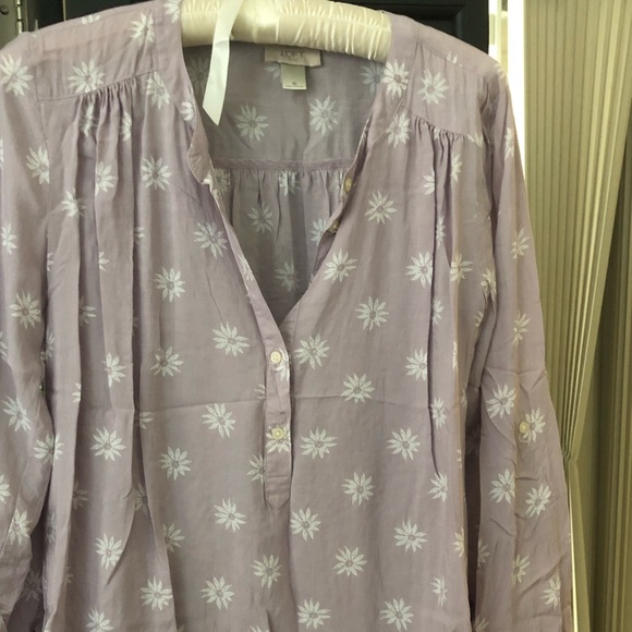 LOFT Tops - LOFT Lilac top